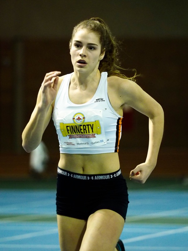 Ève Finnerty en action lors du 60 mètres féminin. (Photo : Louis-Olivier Brassard)